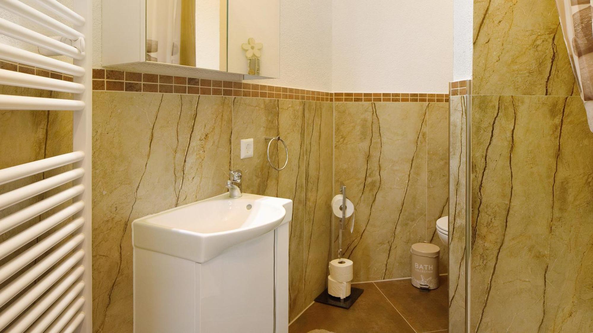 Haus Zum Sternen Appartement Vöhrenbach Buitenkant foto